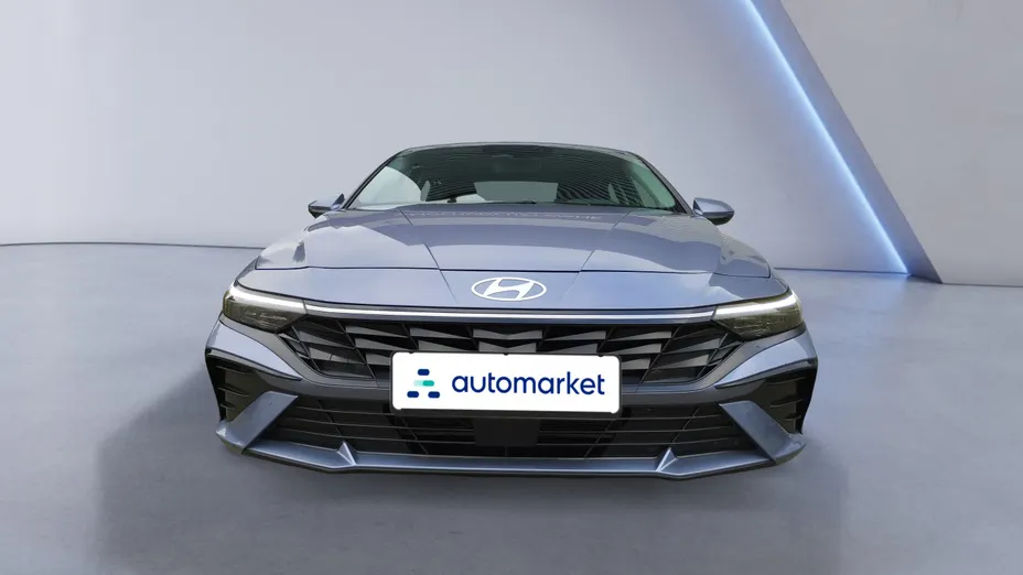 HYUNDAI Elantra Elantra 1.6 Smart CVT