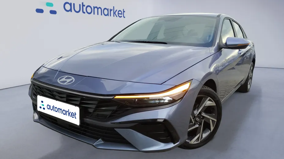 HYUNDAI Elantra Elantra 1.6 Smart CVT