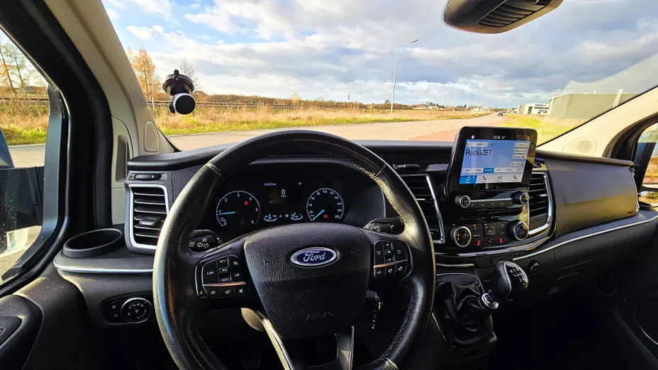 FORD Tourneo Custom Tourneo Custom 2.0 EcoBlue L2 Shuttle Bus Titanium