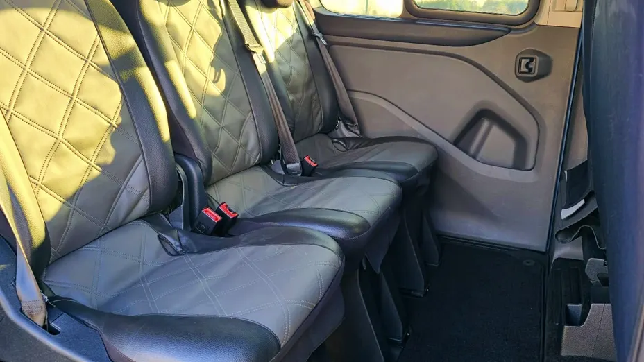 FORD Tourneo Custom Tourneo Custom 2.0 EcoBlue L2 Shuttle Bus Titanium