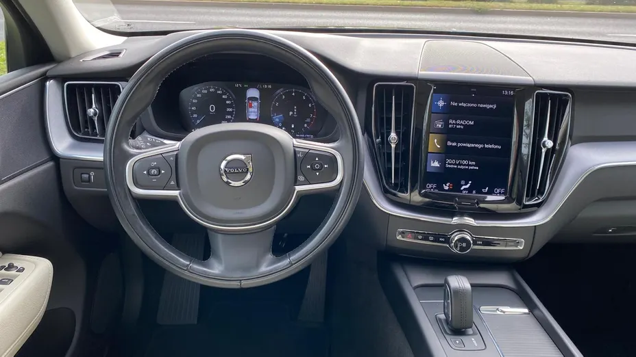 VOLVO XC60 XC60 B5 B AWD Momentum Pro aut