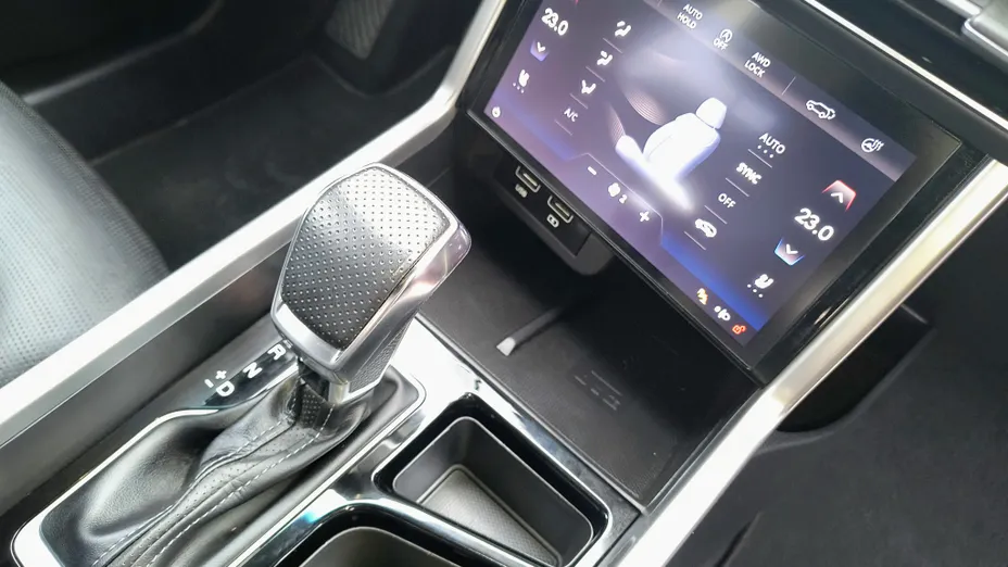 KGM / SSANGYONG Torres Torres 1.5 T-GDI Wild 4WD aut