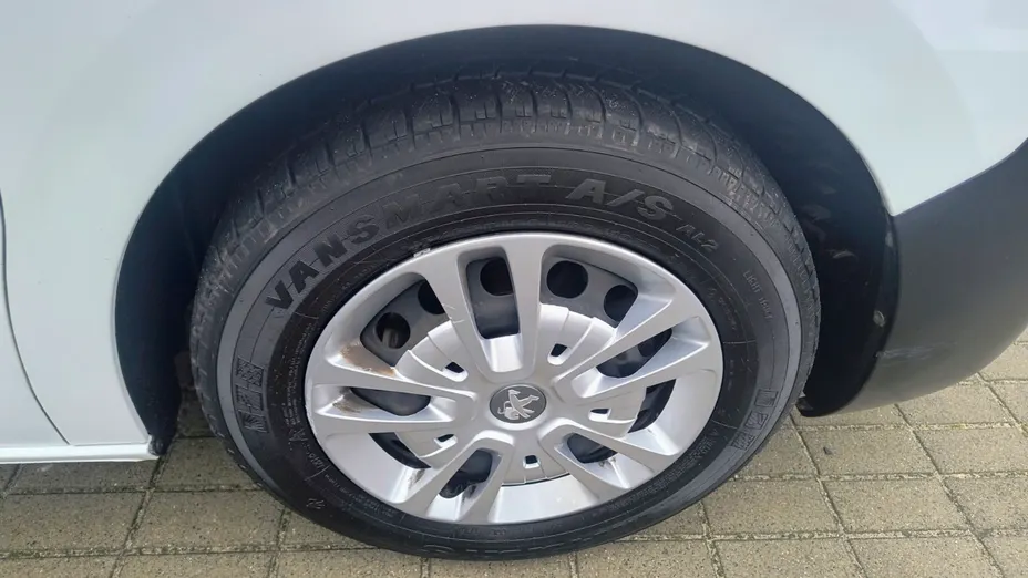 PEUGEOT Expert Expert 2.0 BlueHDi Long 3,1t Premium