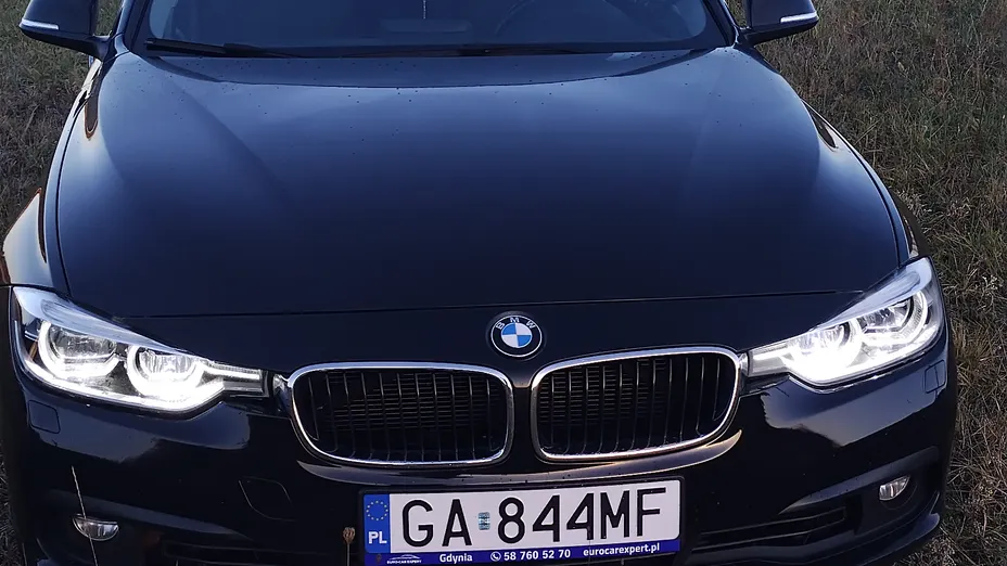 BMW Seria 3 318i Advantage