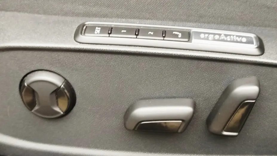 VOLKSWAGEN Golf Golf VIII 2.0 TDI Life DSG