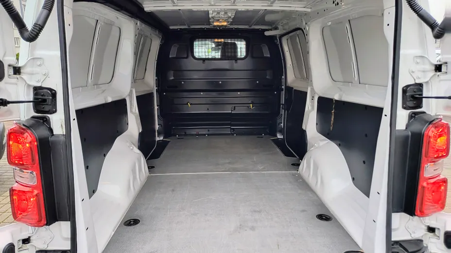 TOYOTA Proace Proace 2.0 D-4D Long 3,1t Active