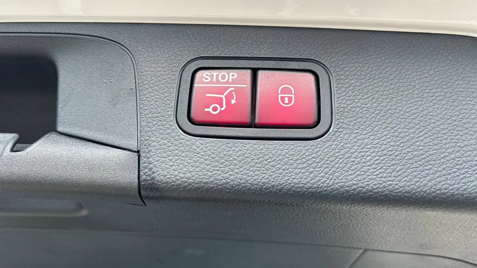 MERCEDES-BENZ GLC GLC 300 d 4-Matic