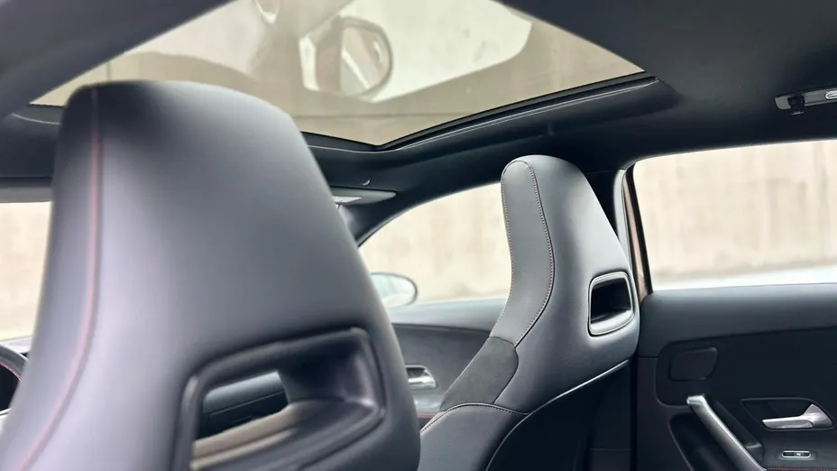 MERCEDES-BENZ A Klasa A 200 7G-DCT AMG Line