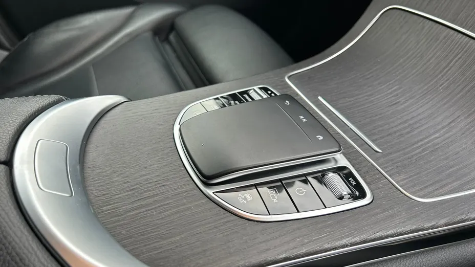 MERCEDES-BENZ CLA CLA 220 4-Matic