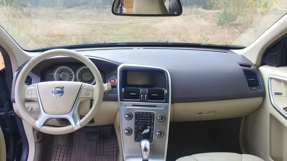 VOLVO XC60 XC60 3.2 AWD