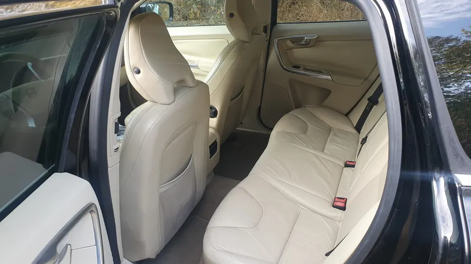 VOLVO XC60 XC60 3.2 AWD