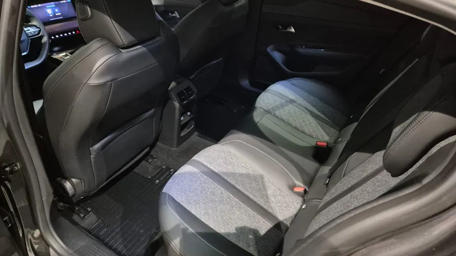 PEUGEOT 408 408 1.2 PureTech Allure Pack S&S EAT8