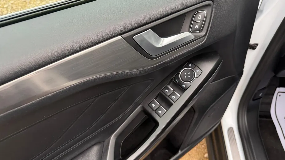 FORD Focus Focus 2.0 EcoBlue Titanium aut