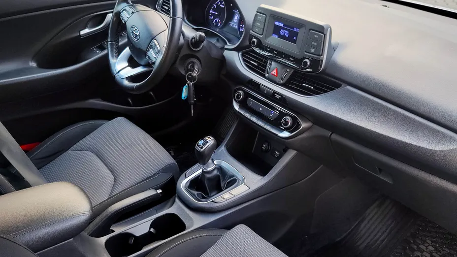 HYUNDAI i30 i30 1.5 DPI Modern