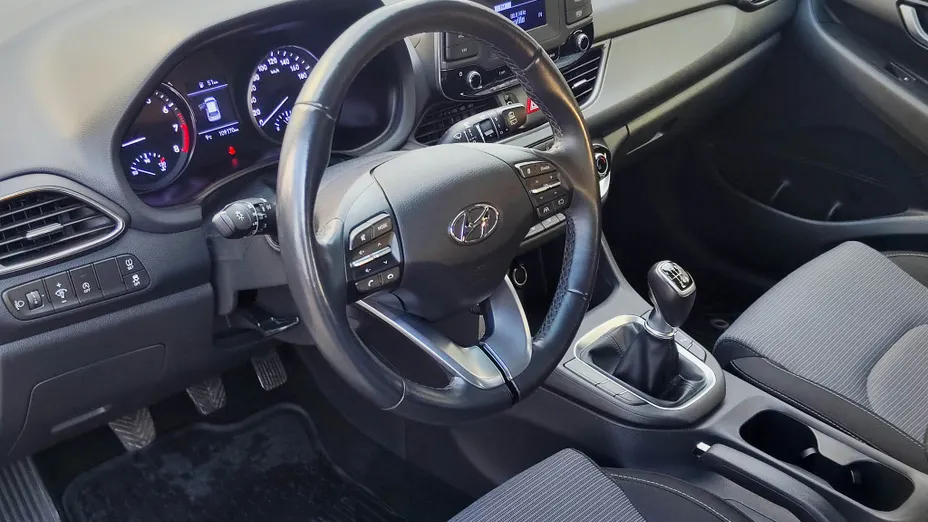 HYUNDAI i30 i30 1.5 DPI Modern