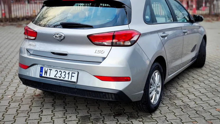 HYUNDAI i30 i30 1.5 DPI Modern