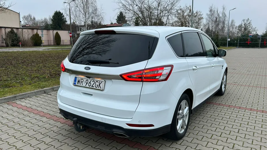 FORD S-MAX S-MAX 2.0 TDCi Titanium PowerShift