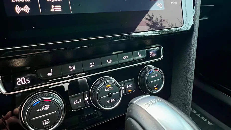 VOLKSWAGEN Arteon Arteon 2.0 TSI R-Line DSG