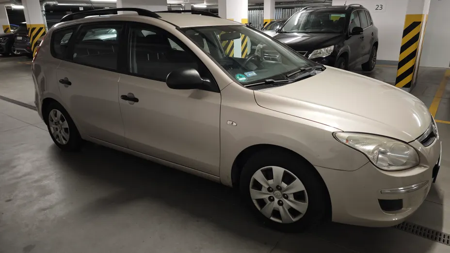 HYUNDAI i30 i30 1.0 T-GDI Classic +