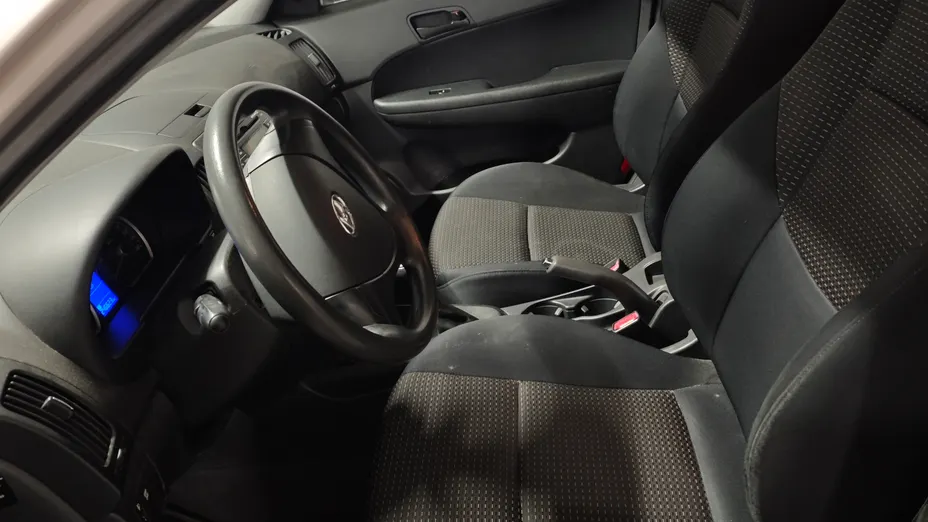 HYUNDAI i30 i30 1.0 T-GDI Classic +