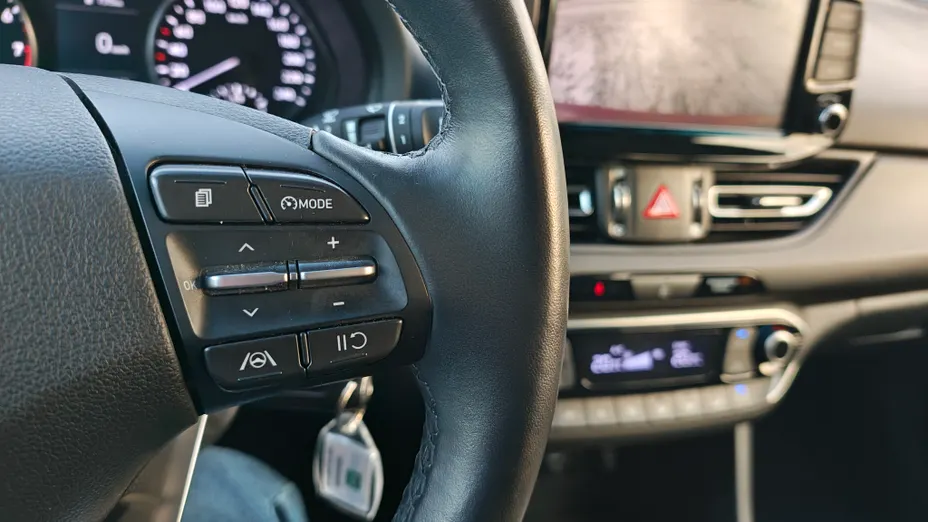 HYUNDAI i30 i30 1.5 DPI Comfort