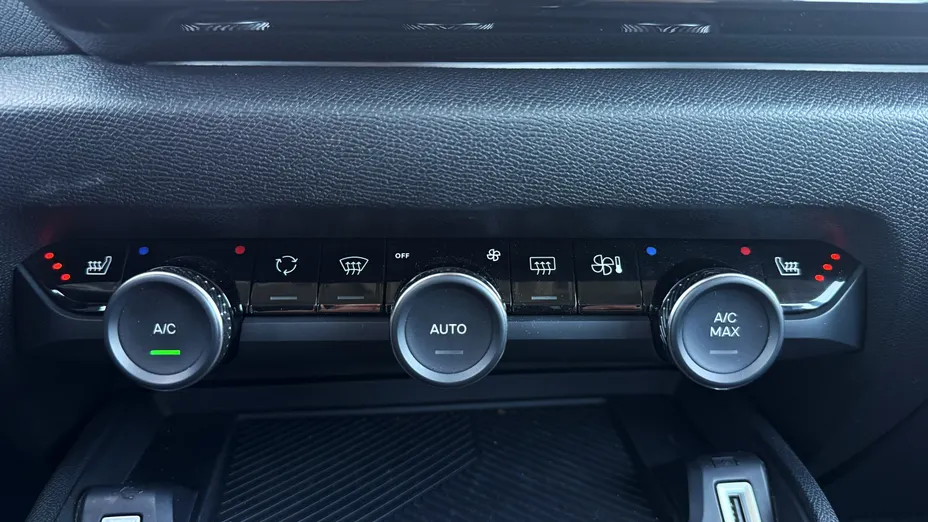 CITROEN C4 X C4 X 1.2 PureTech Shine Pack S&S EAT8