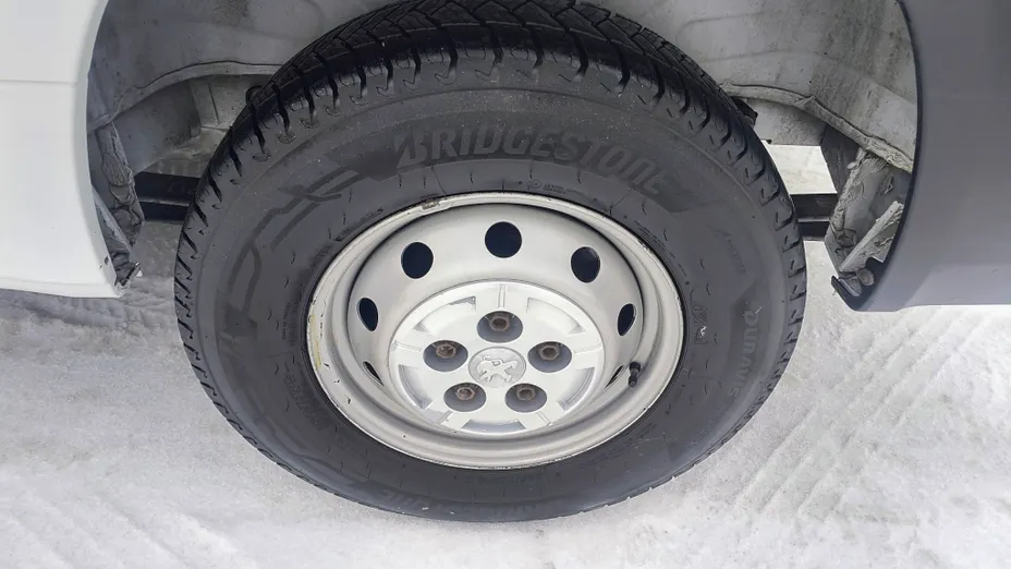 PEUGEOT Boxer Boxer 335 BlueHDi L3 Premium