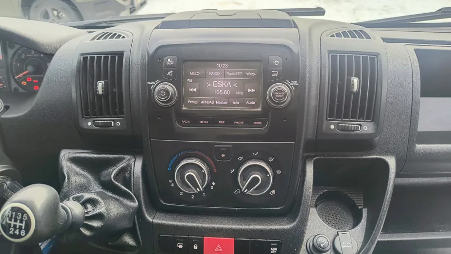 PEUGEOT Boxer Boxer 335 BlueHDi L3 Premium