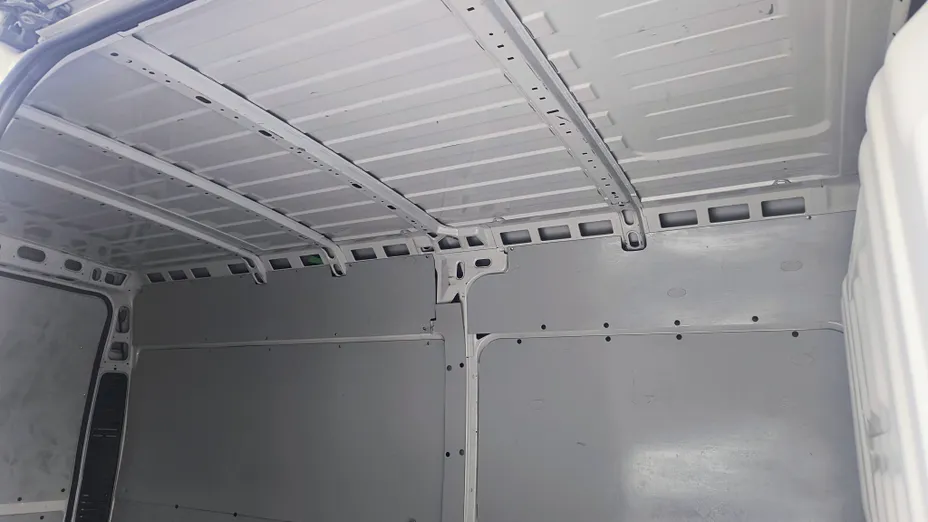 PEUGEOT Boxer Boxer 335 BlueHDi L3 Premium