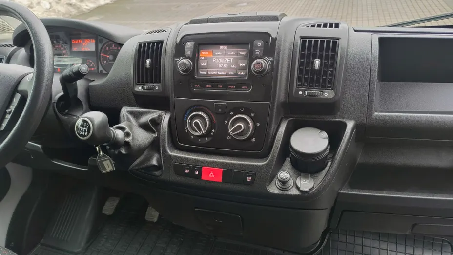 PEUGEOT Boxer Boxer 435 BlueHDi L4H2 Premium