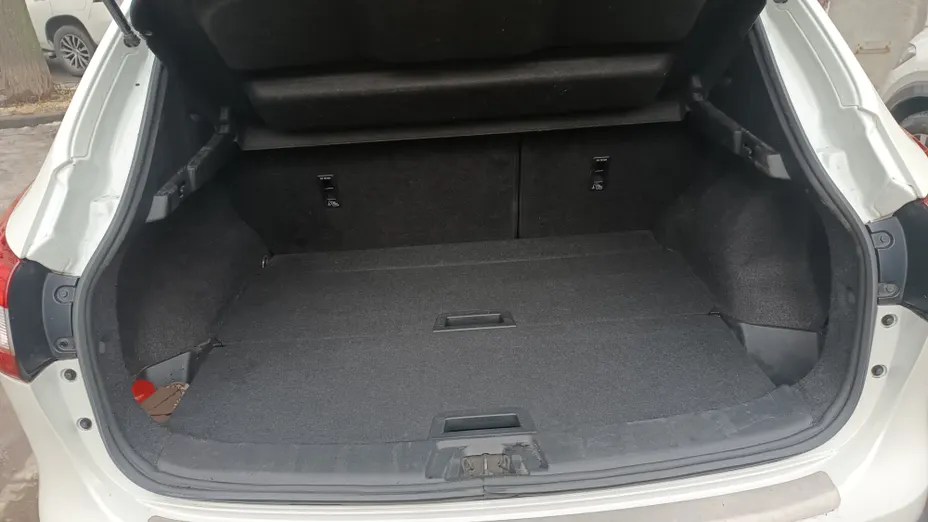 NISSAN Qashqai Qashqai 1.2 DIG-T N-Connecta EU6