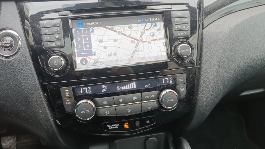 NISSAN Qashqai Qashqai 1.2 DIG-T N-Connecta EU6