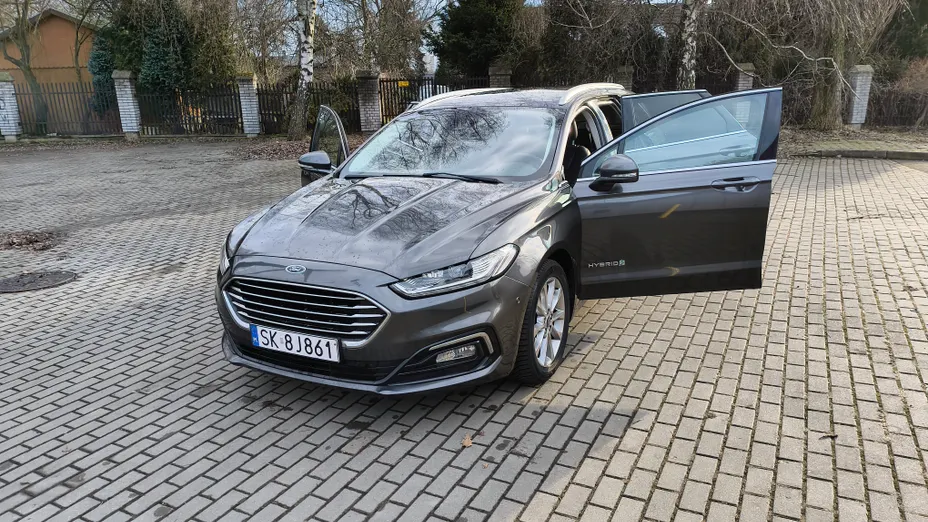 FORD Mondeo Mondeo 2.0 Hybrid Titanium