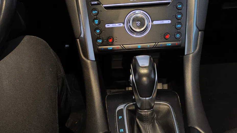 FORD Mondeo Mondeo 2.0 Hybrid Titanium