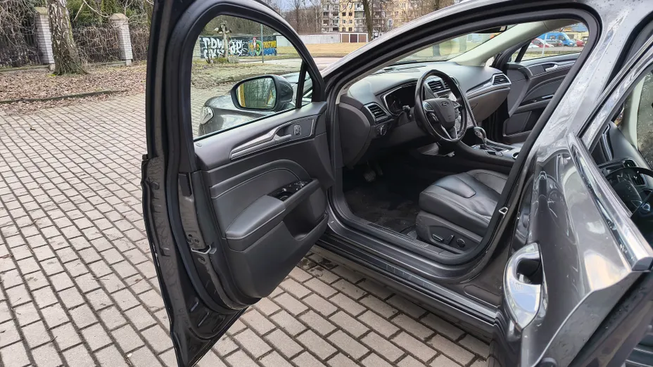 FORD Mondeo Mondeo 2.0 Hybrid Titanium