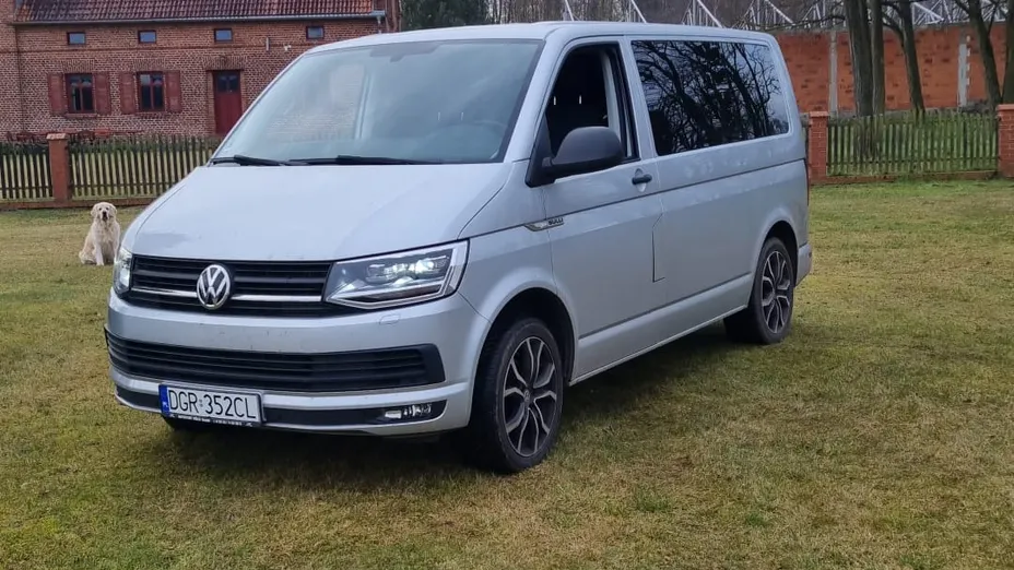 VOLKSWAGEN Multivan -
