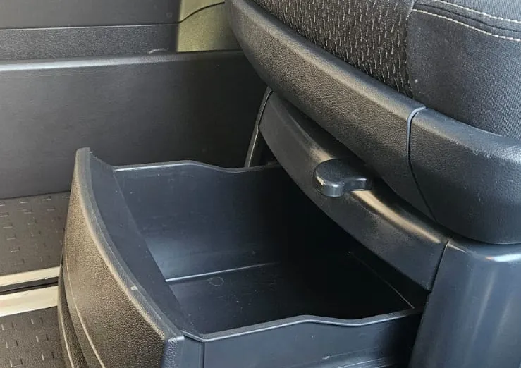 VOLKSWAGEN Multivan -