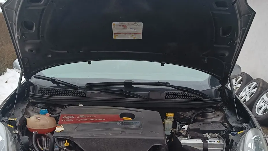 ALFA ROMEO Giulietta Giulietta 1750 TBi Quadrifoglio Verde