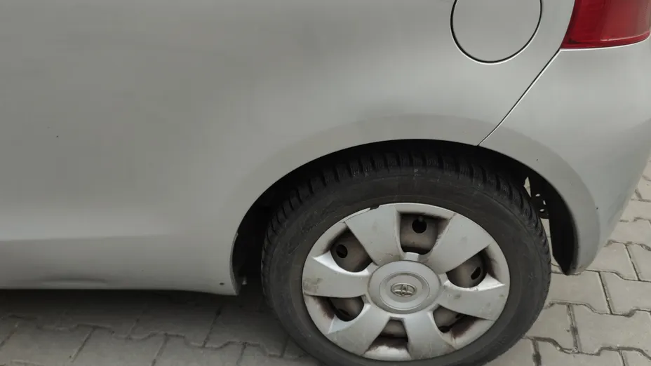 TOYOTA Yaris Yaris 1.3 Luna A/C