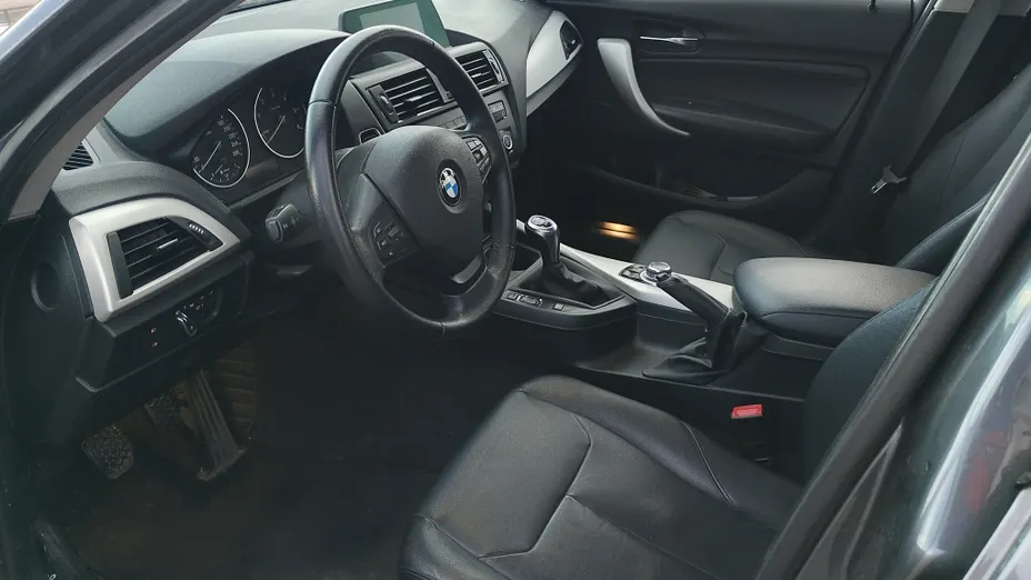 BMW Seria 1 114d Sport Line