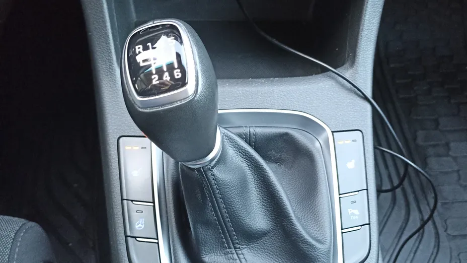 HYUNDAI i30 i30 1.0 T-GDI Smart