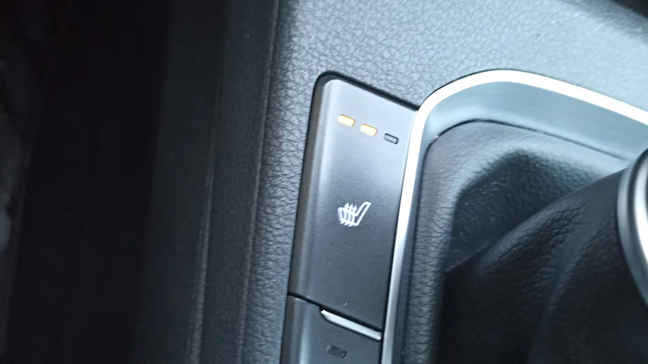 HYUNDAI i30 i30 1.0 T-GDI Smart