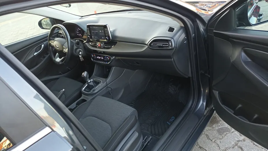 HYUNDAI i30 i30 1.0 T-GDI Smart