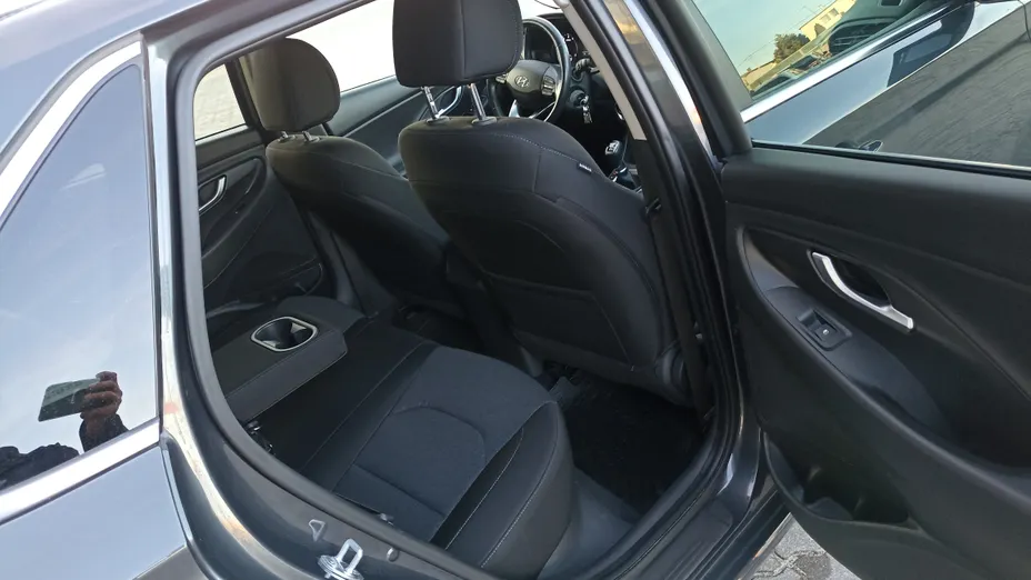 HYUNDAI i30 i30 1.0 T-GDI Smart