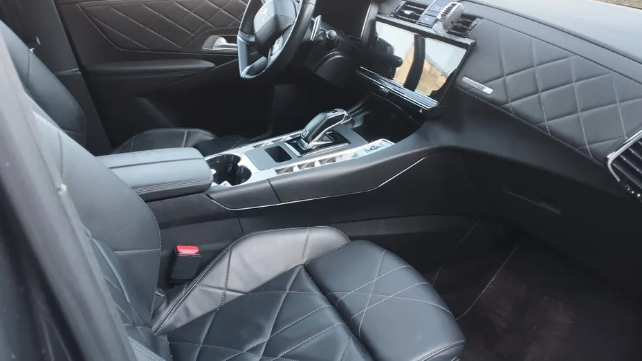 DS DS7 DS 7 1.6 E-Tense So Chic aut