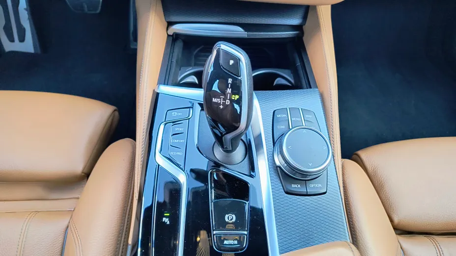 BMW Seria 5 520d xDrive sport-aut