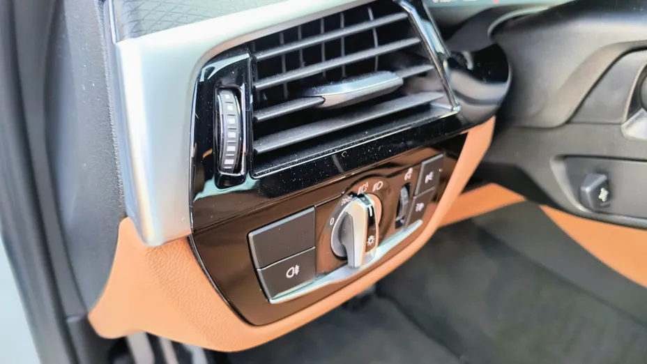 BMW Seria 5 520d xDrive sport-aut