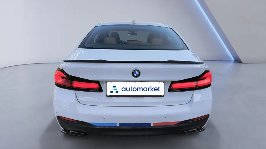 BMW Seria 5 520d xDrive sport-aut