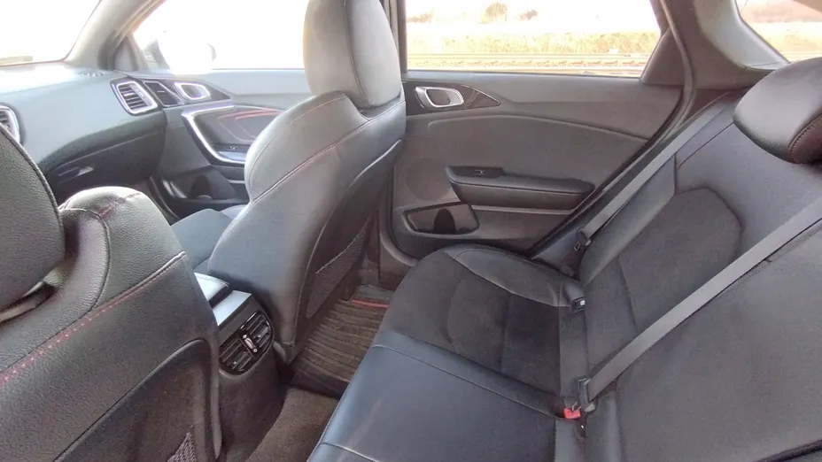 KIA ProCeed ProCeed 1.6 T-GDI GT