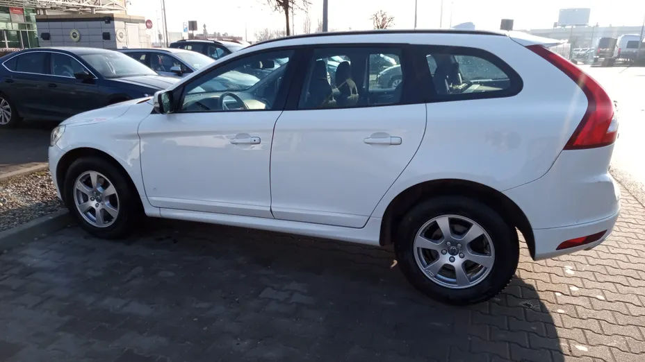 VOLVO XC60 XC60 2.0T Kinetic